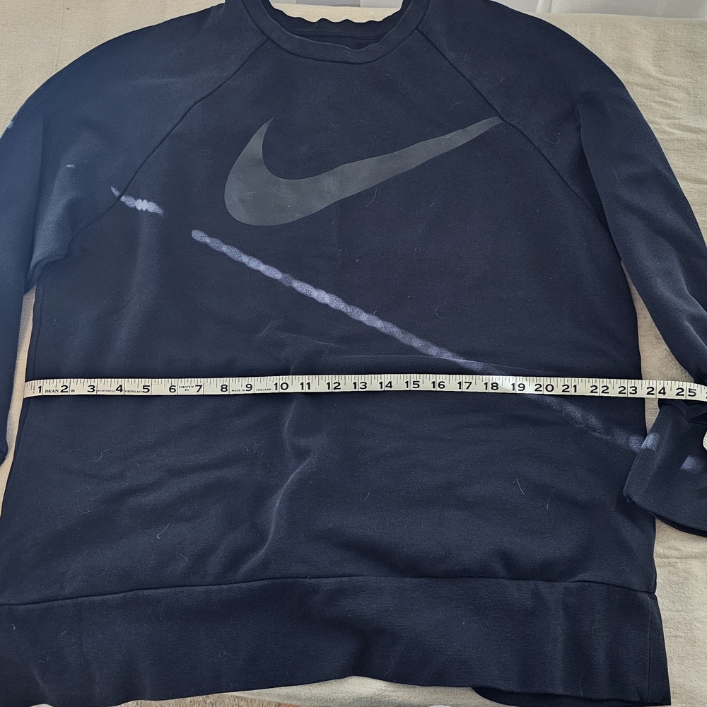 Women's Long Nike Sweatshirt (Dri-fit)